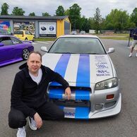 Aleš Rakaczký (Chomutov, 48) na Jízdě na polygonu v legendě Nissan Skyline
